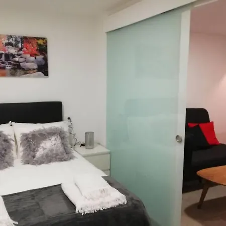 M1 Cool Loft 1 Min Walk To Metro 15 Min Center By Metro Apartamento Esplugues de Llobregat