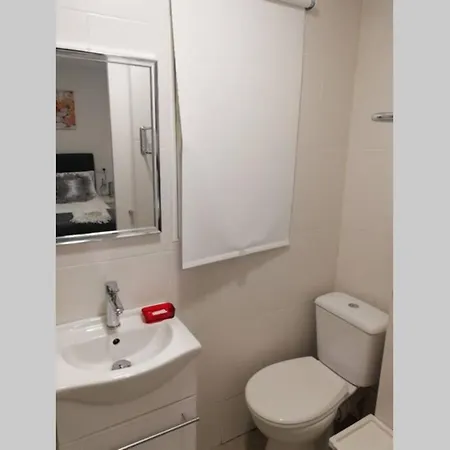 Lägenhet M1 Cool Loft 1 Min Walk To Metro 15 Min Center By Metro *