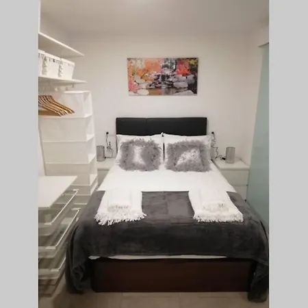 M1 Cool Loft 1 Min Walk To Metro 15 Min Center By Metro *